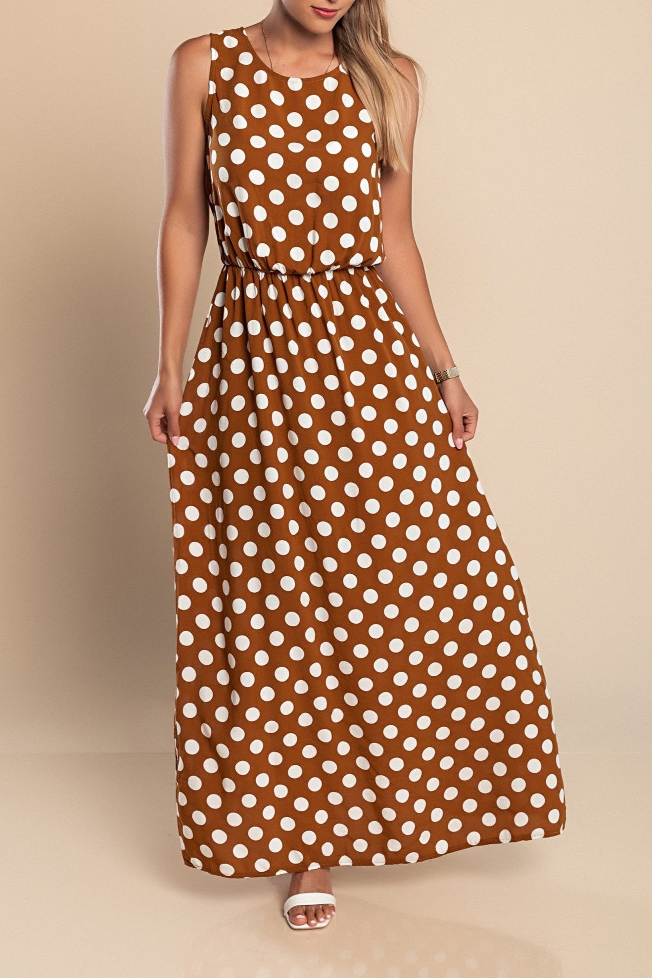 Mila - Langes Kleid mit Punkten