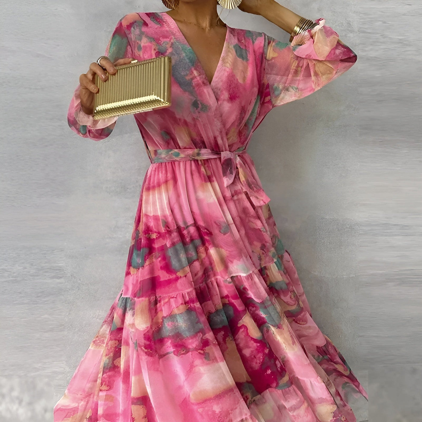 Daphne - Elegantes Maxikleid mit sommerlicher Stimmung