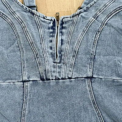 Marlene - Denimkleid mit verstellbaren Trägern für individuellen Stil