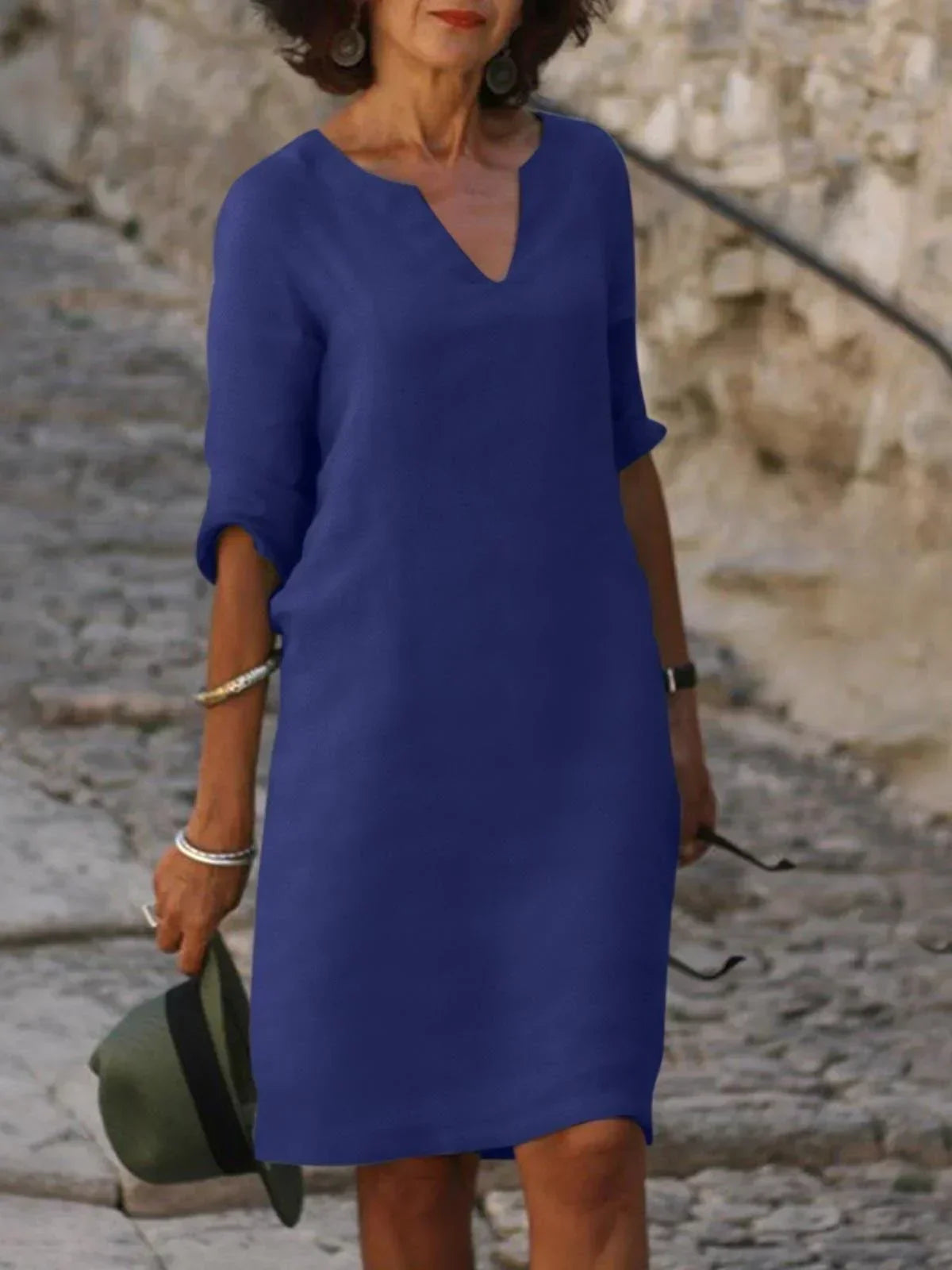Lara - Elegantes Kleid mit V-Ausschnitt